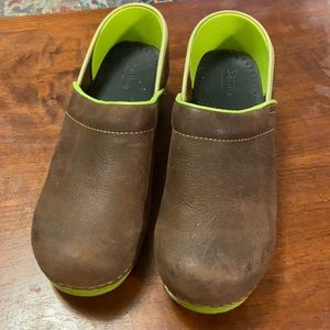 Sanita Clogs Size 39